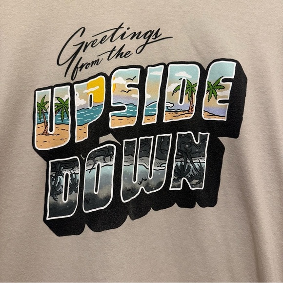 GAP x Stranger Things Unisex Teen Graphic T-Shirt, Teen Size 18-20 in beige - Picture 3 of 11